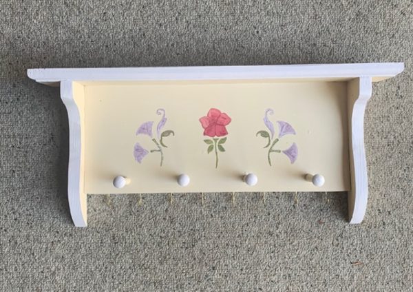 Key organizer shelf
